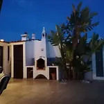 Villa 2, Great Spot Oura Beach, Albufeira