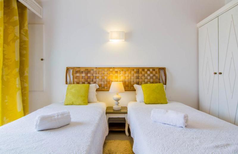 2, Great Spot Oura Beach, Villa