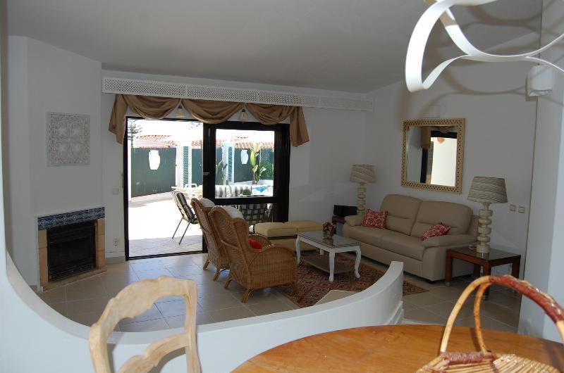 2, Great Spot Oura Beach, * Albufeira