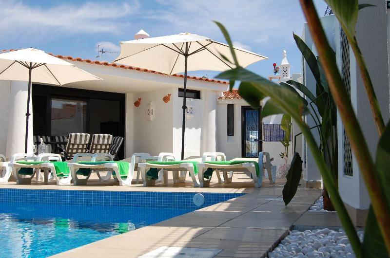 2, Great Spot Oura Beach,
